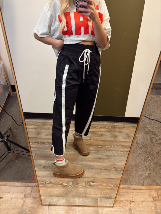 Windbreaker Side Stripe Pant