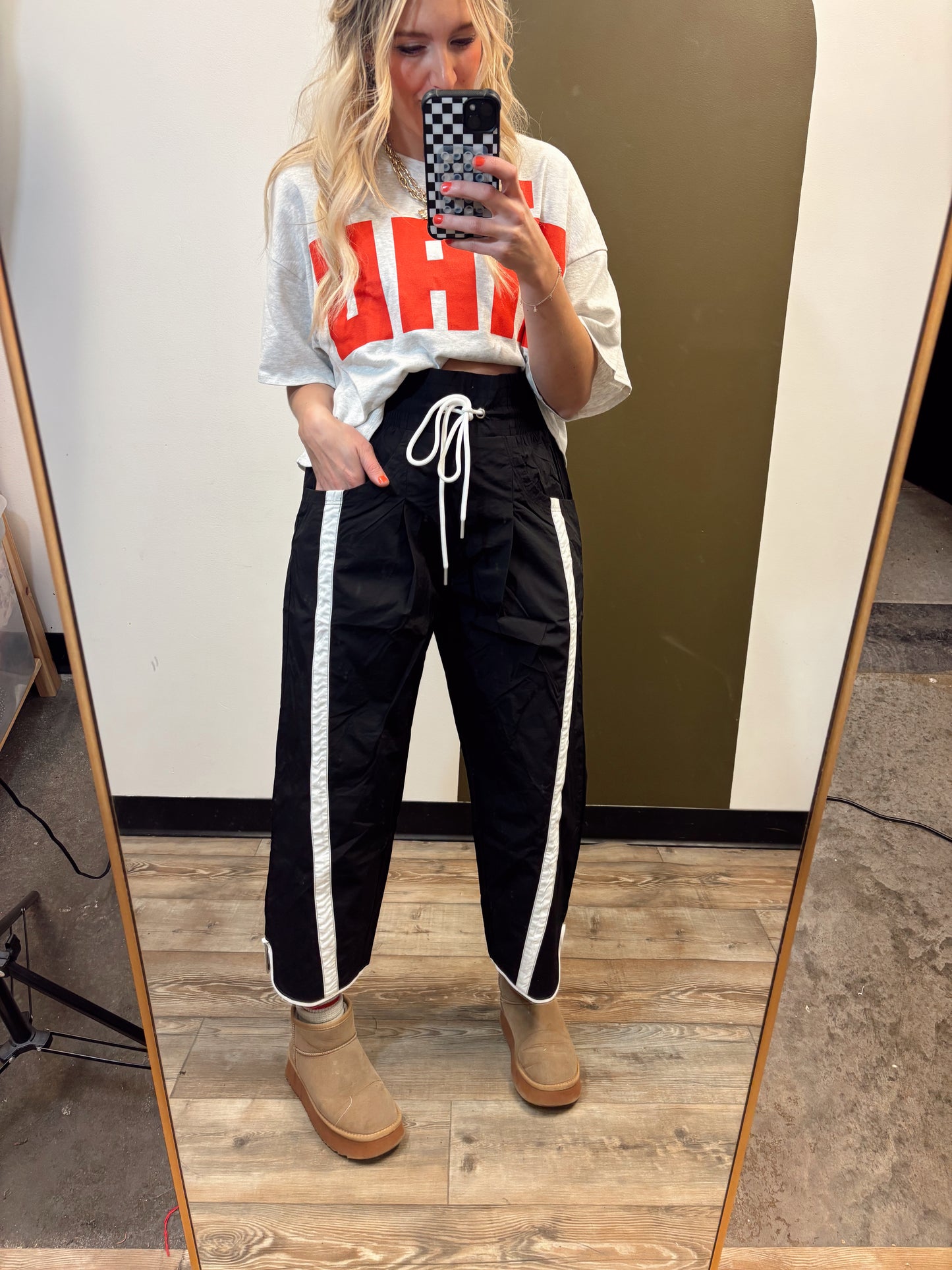 Windbreaker Side Stripe Pant